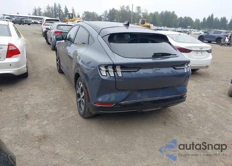 2021 Ford Mustang Mach-E Premium z USA, uszkodzony, nr VIN 3FMTK3RM0MMA27809